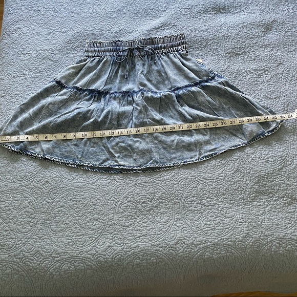 Doe and Rae Ruffled Skirt - Picture 3 of 5